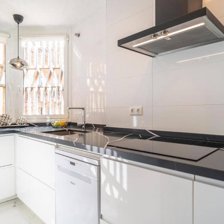 Cozy Apartment In Mijas With Swimming Pool - Apartamento de 2 dormitorios - 15