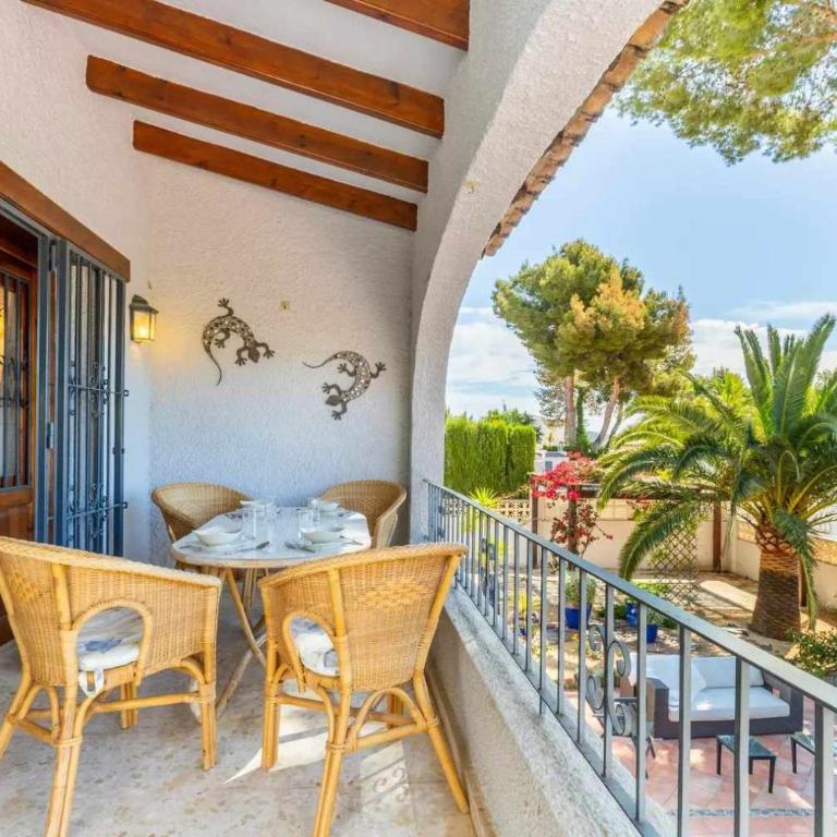 VILLA FELIZ, playa, piscina, wifi, a/a, 8 pax - Villa - 8