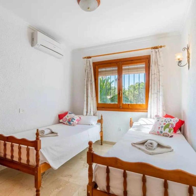 VILLA FELIZ, playa, piscina, wifi, a/a, 8 pax - Villa - 20