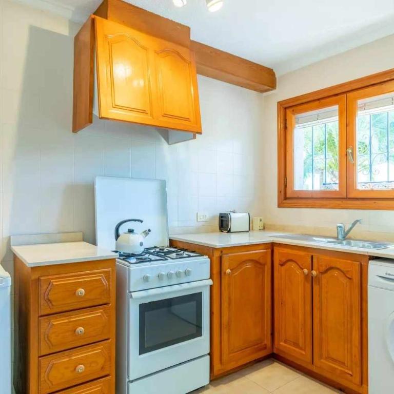 VILLA FELIZ, playa, piscina, wifi, a/a, 8 pax - Villa - 13