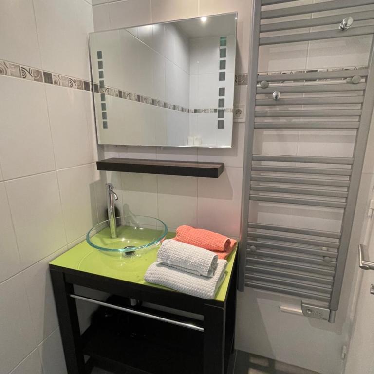 Maisonnette Studio bas Suquet, proche plage et palais - Appartement 1 Chambre - 9