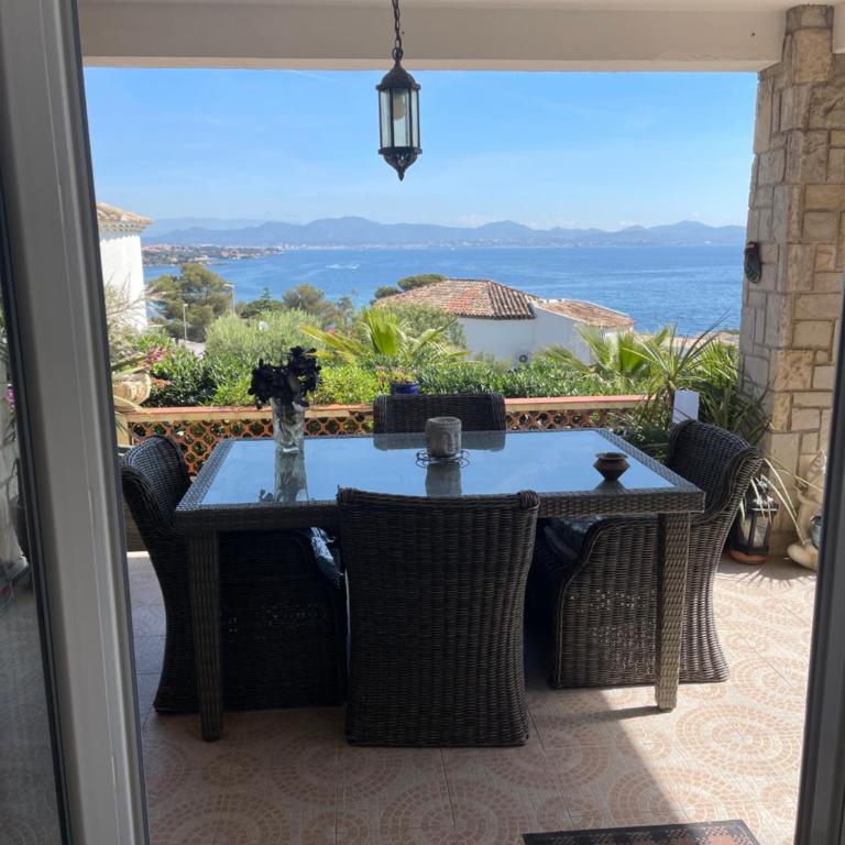 Villa Kahina - Appartement 2 Chambres - Vue sur Mer 180° - 14