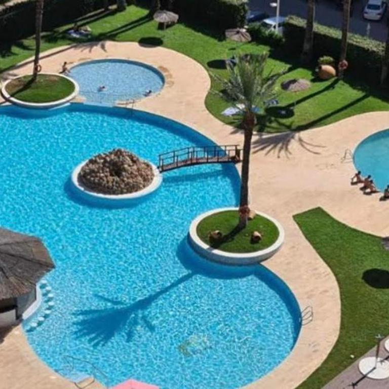 NUEVO, primera linea de playa, con piscina y vistas al mar - Two-Bedroom Apartment - 42