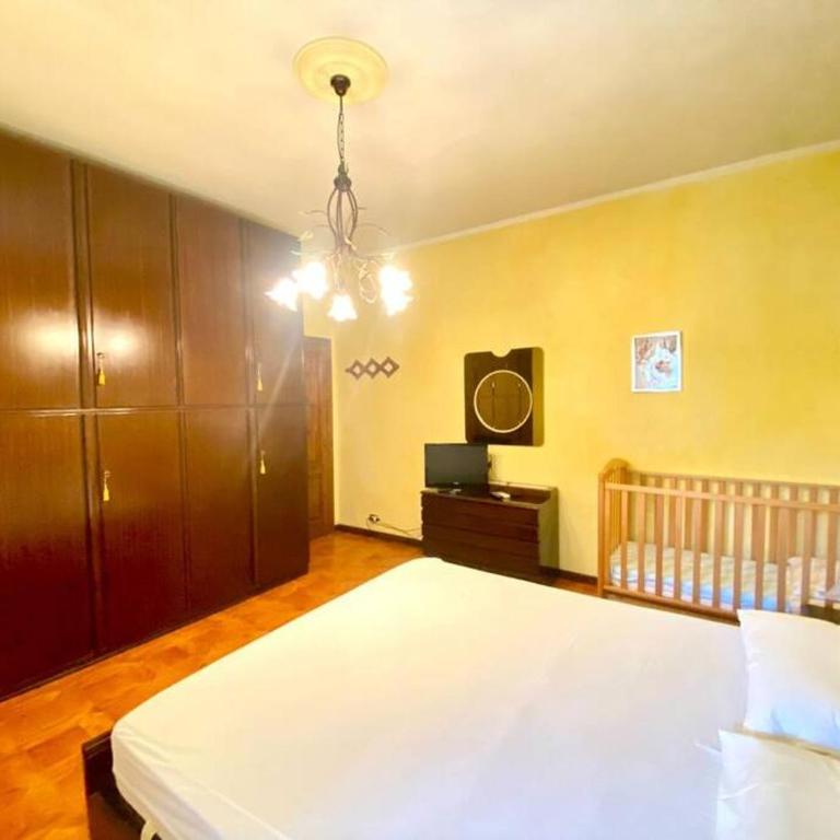Villa Fiorita - Three-Bedroom Apartment - 17
