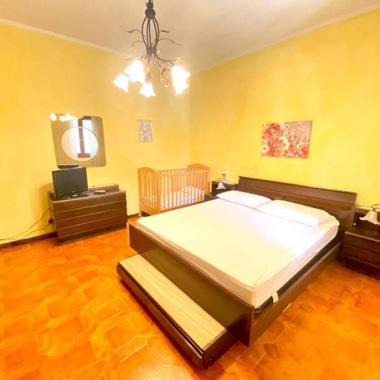Villa Fiorita - Three-Bedroom Apartment - 40