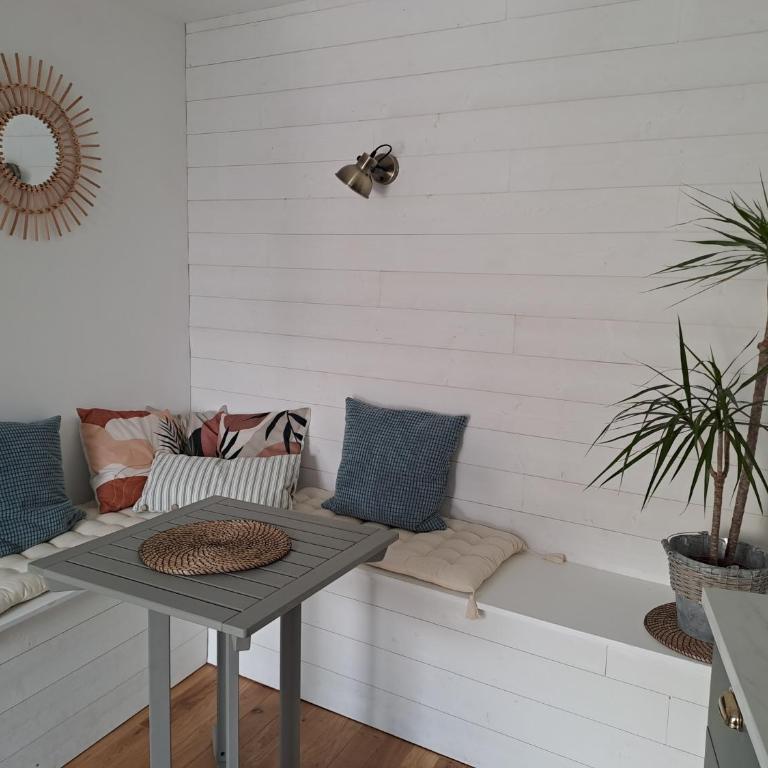 F1 proche des Thermes - Appartement - Rez-de-Chaussée - 4