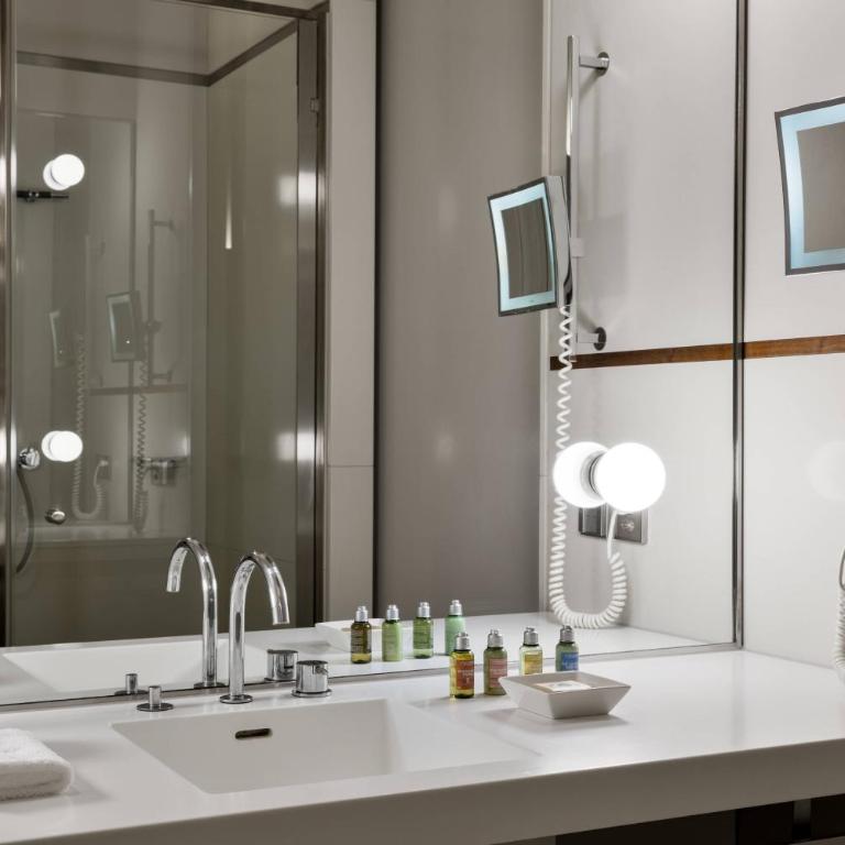 The Hotel Lucerne, Autograph Collection - Standard Zimmer mit 1 Kingsize-Bett und Stadtblick - 6
