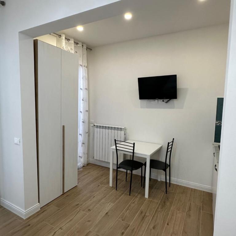Sofia Florence Apartment - Appartamento con 2 Camere da Letto - 3
