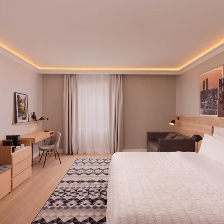 Le Meridien Barcelona - Premium King Room - 2