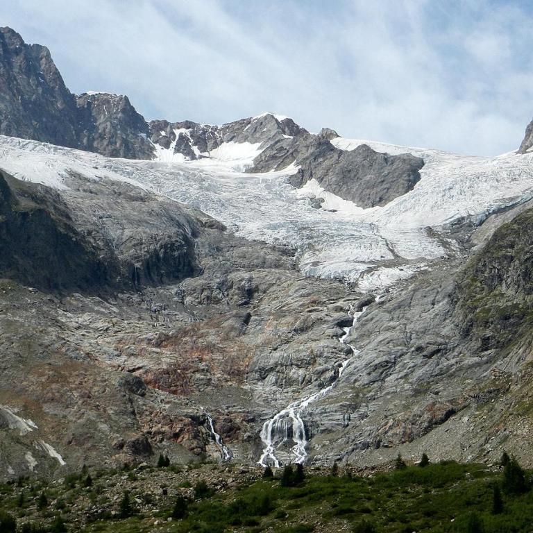 LA LUPA Apartment - In the heart of Aosta with car Box - Appartamento con 2 Camere da Letto - 44