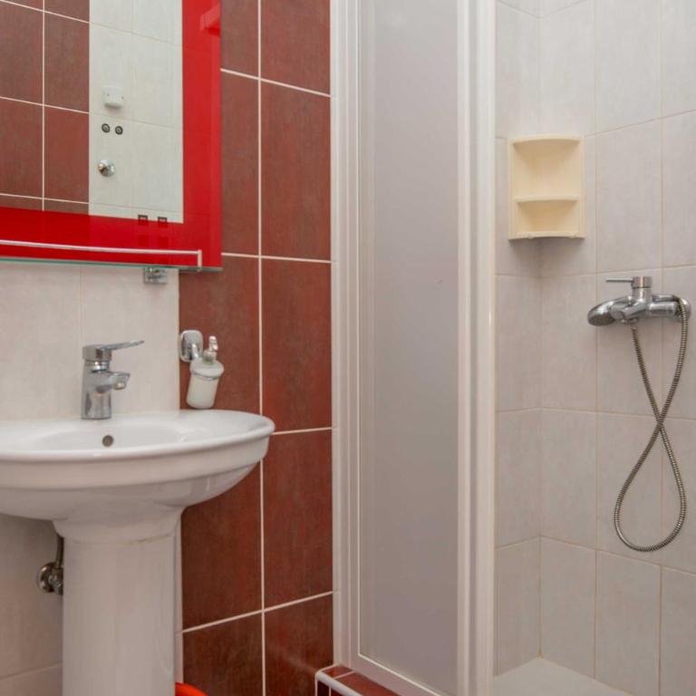 Villa Vjera - Apartman sa Jednom Spavaćom Sobom i Pogledom na More - 14