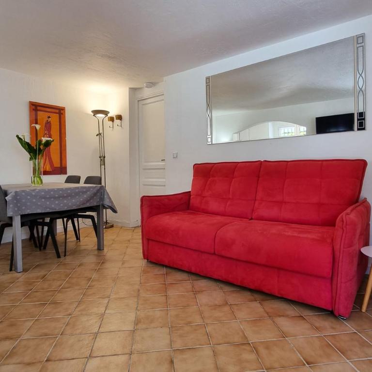 La Dolce Villa 11 sleeps Pool & Landscaped Garden - Villa - 24