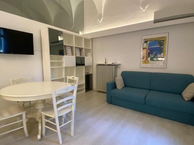 DUOMO26 BOUTIQUE APARTMENT - One-Bedroom House - 8