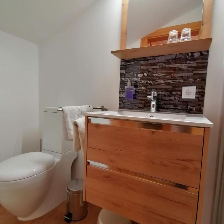 Haus Bergliebe - Doppelzimmer mit eigenem Bad - 5