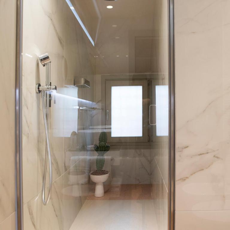 Palazzo Scappi Gardi Luxury Apartments - Penthouse Apartment - 8