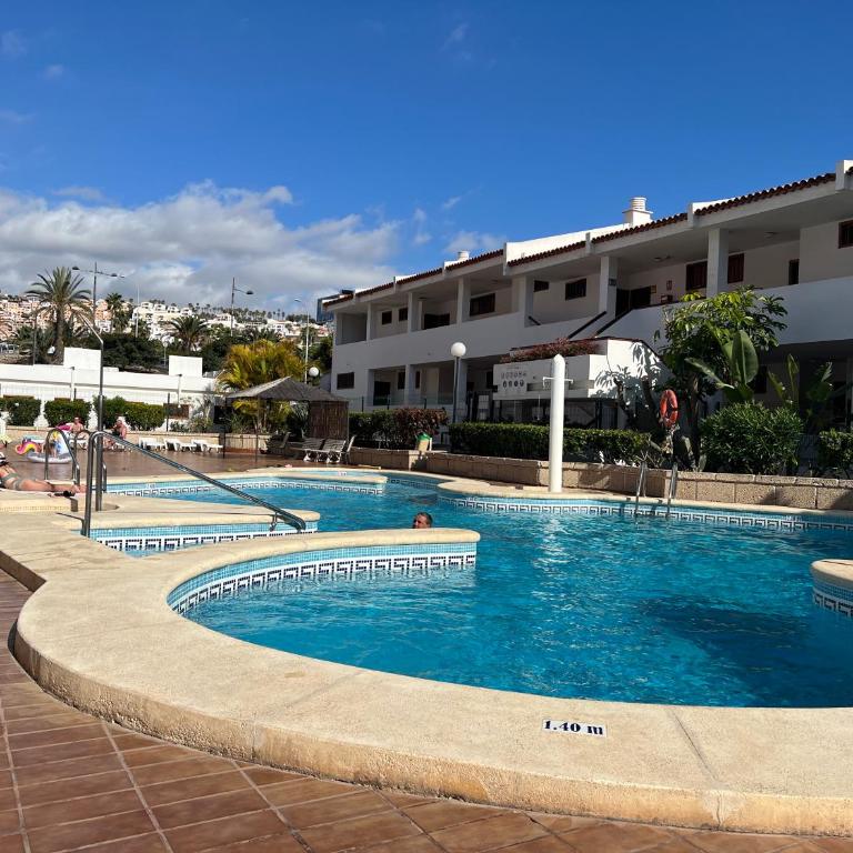 La casita de la piscina - Apartamento - 80