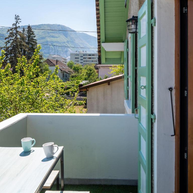 Superbe Loft industriel - Casa Vostra - CAUTION 800 EUR & ID requises - Gaillard Tram-Frontière - Appartement 1 Chambre - 20