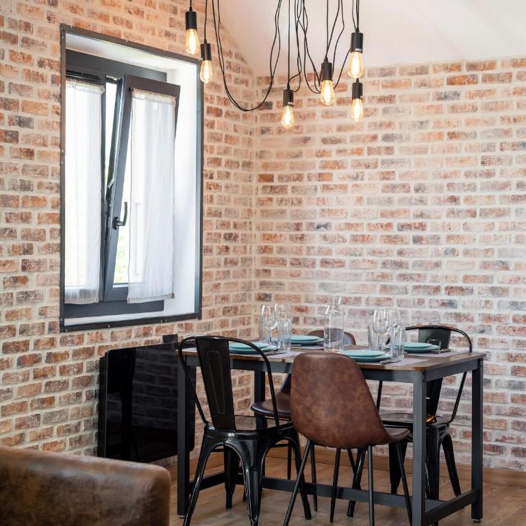 Superbe Loft industriel - Casa Vostra - CAUTION 800 EUR & ID requises - Gaillard Tram-Frontière - Appartement 1 Chambre - 11