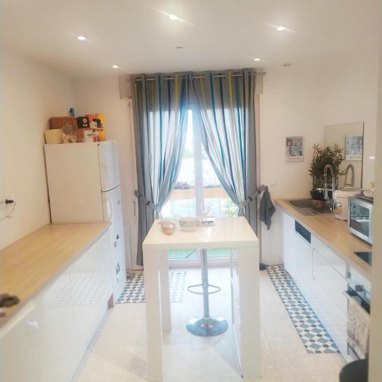 Chez Michel & jenny Appartement 100m2 Perpignan parking gratuit - Apartment mit 2 Schlafzimmern - 5