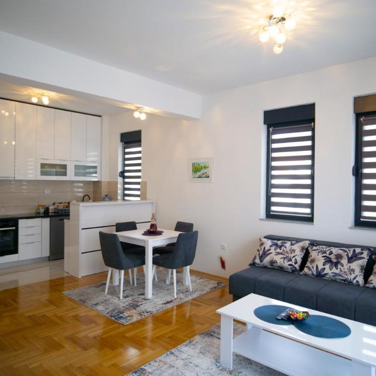 Apartman Monika Trebinje - One-Bedroom Apartment - 1