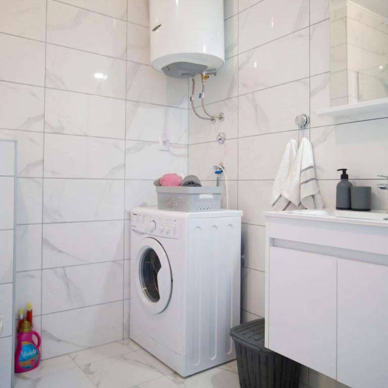 Apartman Monika Trebinje - One-Bedroom Apartment - 65