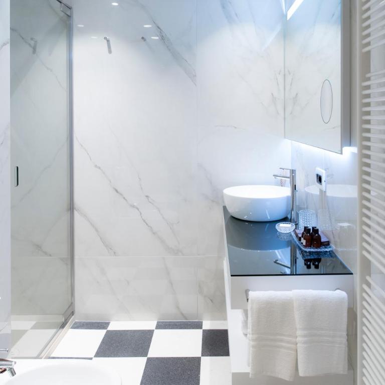 Palazzo Scappi Gardi Luxury Apartments - Apartment with Terrace - 7