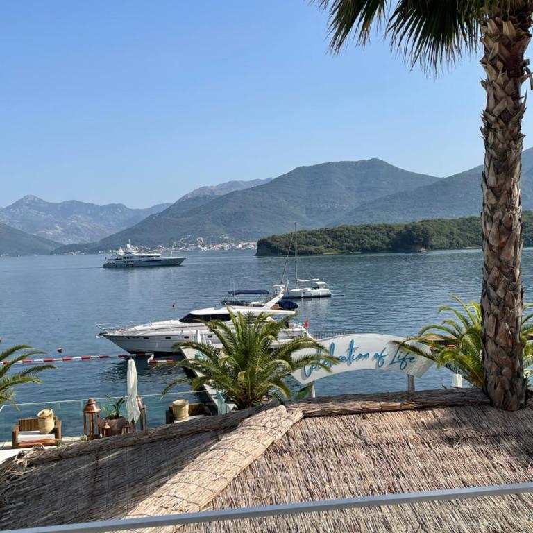 Emerald Suite with Pool, Private beach and Private Sea View Terrace - Apartment with Sea View - 31