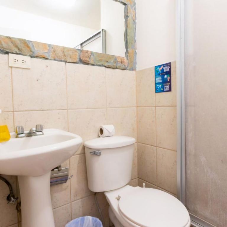 HOSTAL DEL RÍO - Habitación Doble Deluxe con balcón - 3