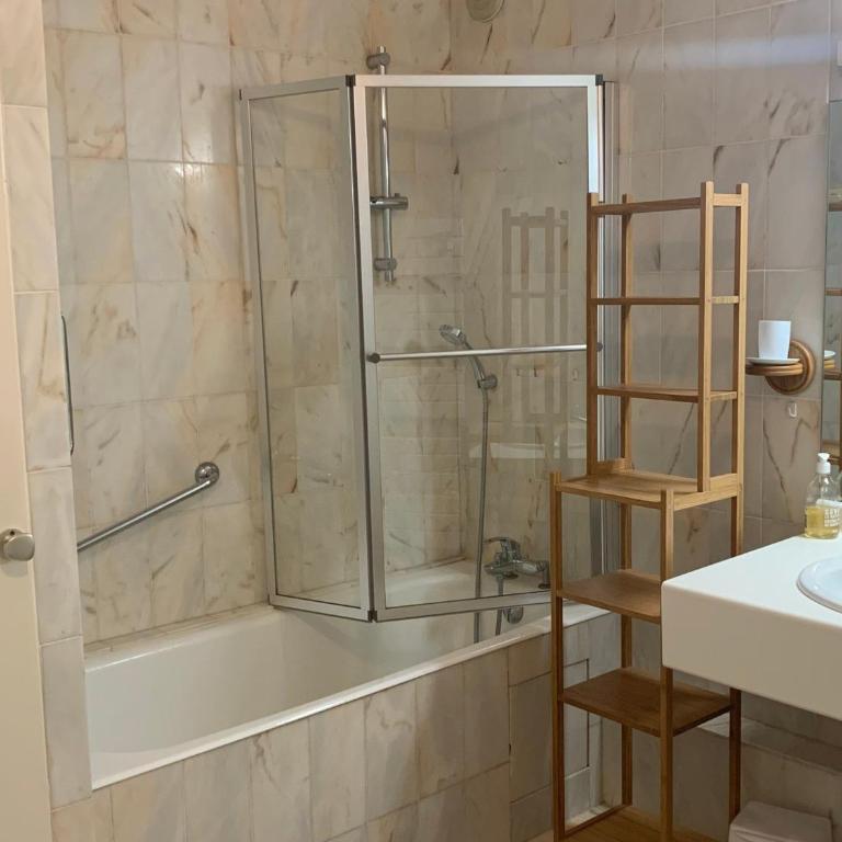 T2 bis rénové au dernier étage pour 5 pers. - Appartement 1 Chambre - 5