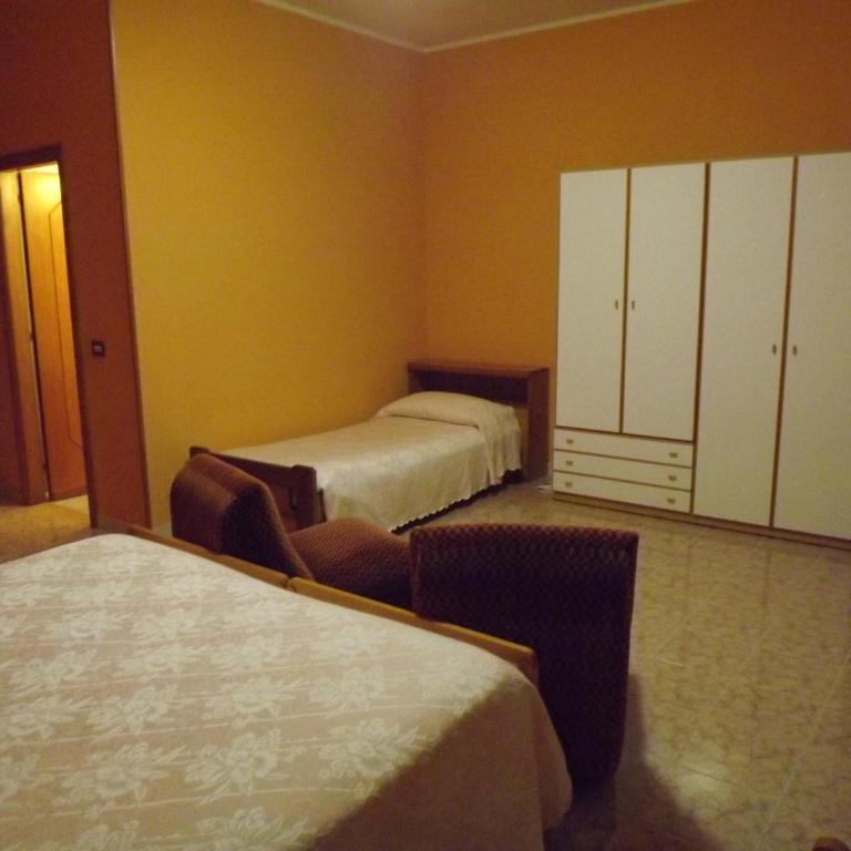 Hotel Cristina - Camera Quadrupla - 3