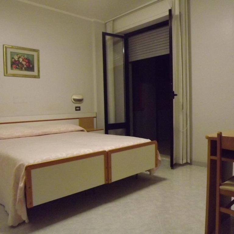 Hotel Cristina - Camera Singola - 7