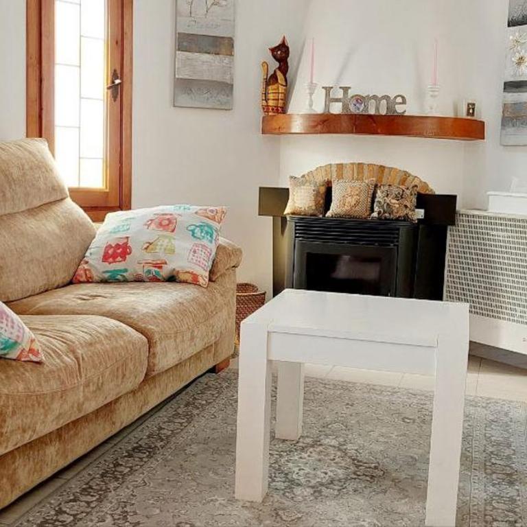 Villa totalmente independiente con piscina comunitaria - Villa con vistas al jardín - 18