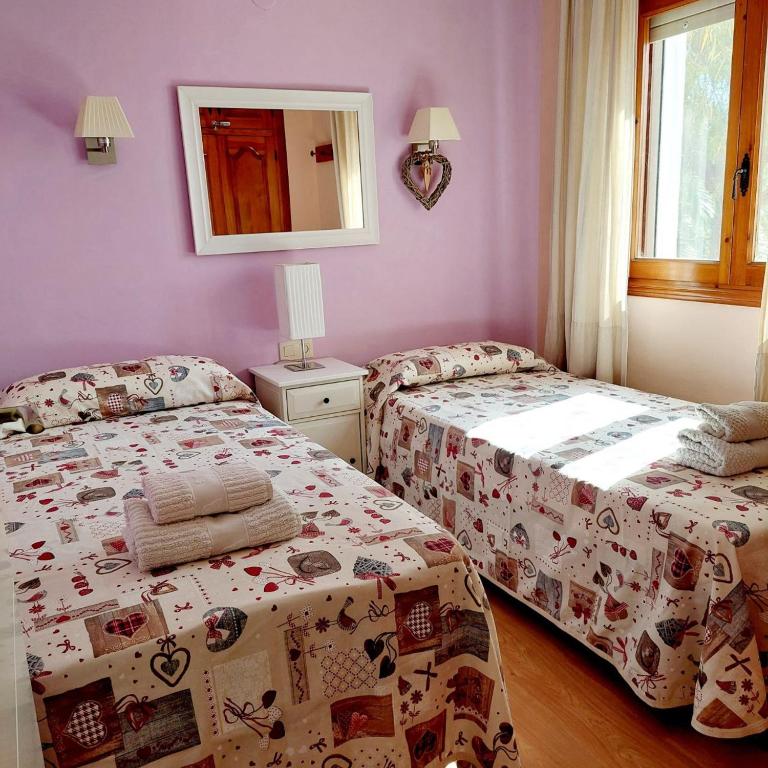 Villa totalmente independiente con piscina comunitaria - Villa con vistas al jardín - 31