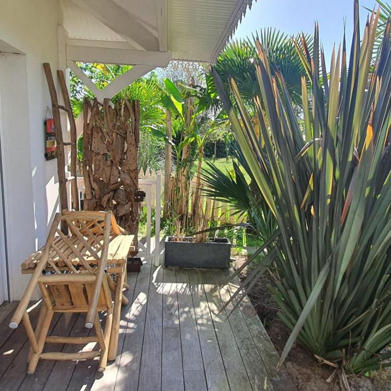 Villa BORA BORA - Chambre Double - Vue sur Jardin - 11