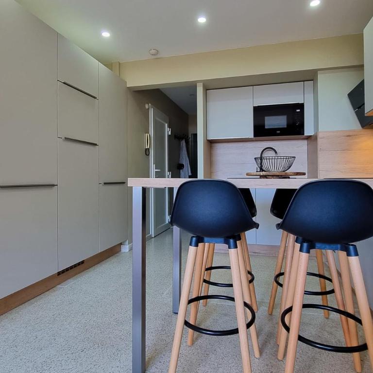 Apartment 4 guests with access to the beachFréjus - Appartement - 12