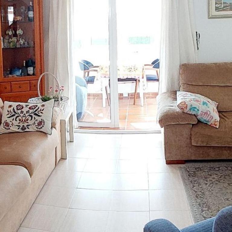 Villa totalmente independiente con piscina comunitaria - Villa con vistas al jardín - 21