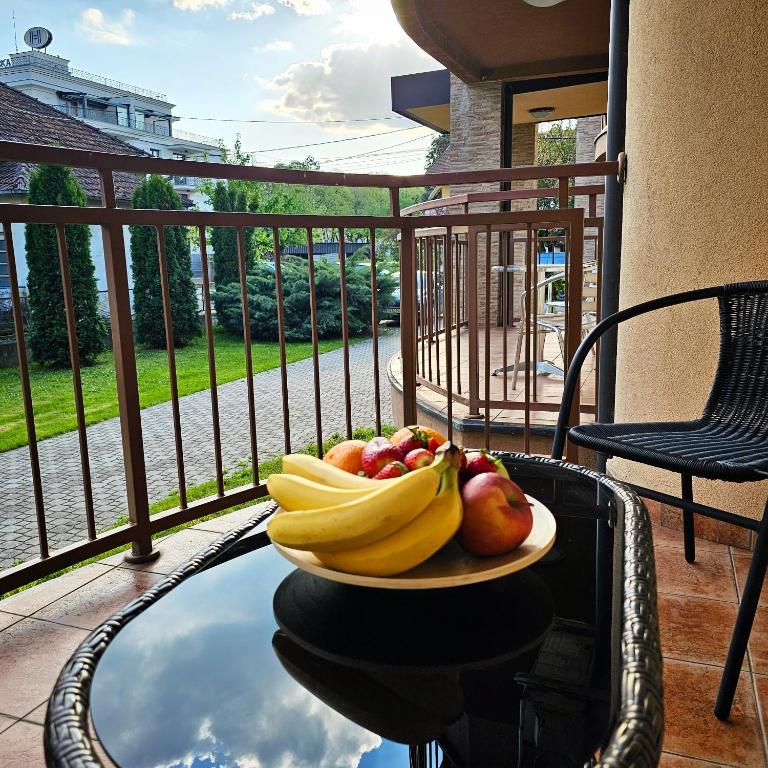 Apartmani TRIO - Apartment with Terrace - 11