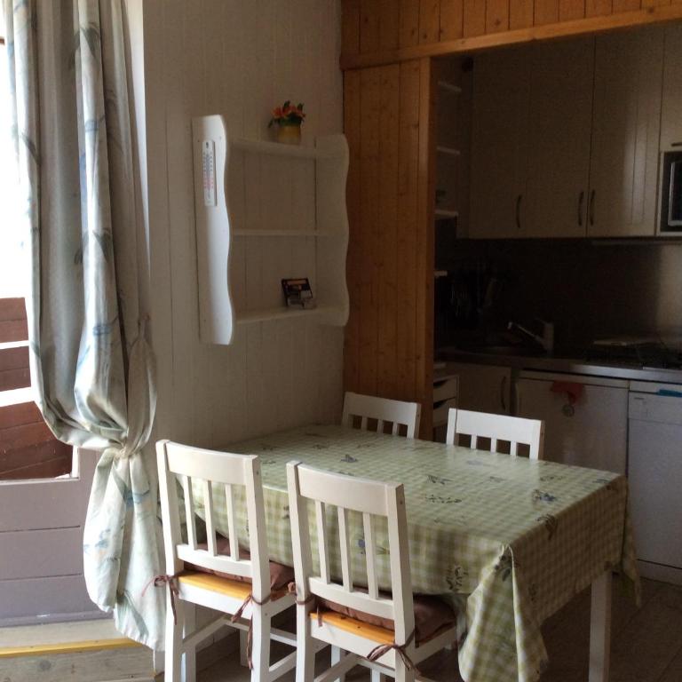 RESIDENCE LE BORSAT SUR PISTE STUDIO CABINE BALCON 64 chemin du Borsat TIGNES VAL CLARET - Monolocale con Balcone - 10