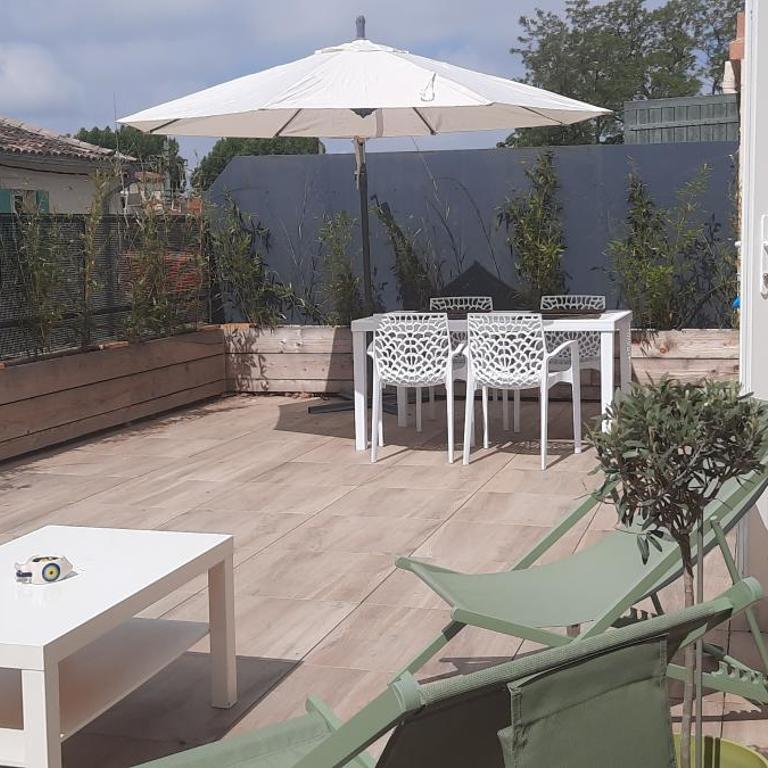Studio avec Terrasse - Appartement 1 Chambre - 1