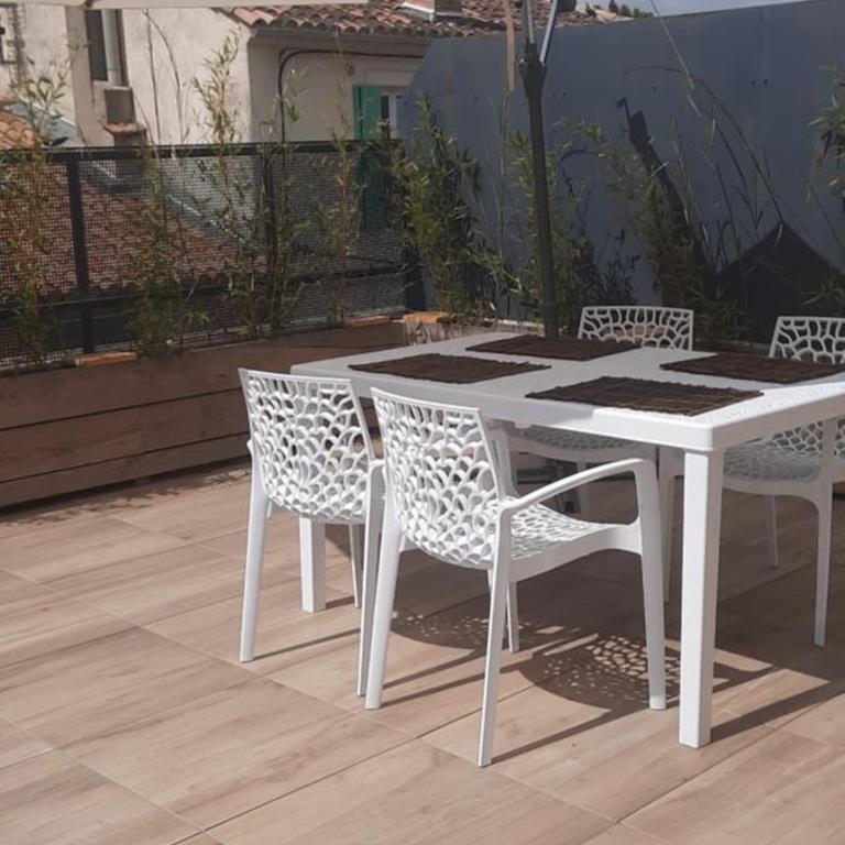 Studio avec Terrasse - Appartement 1 Chambre - 3