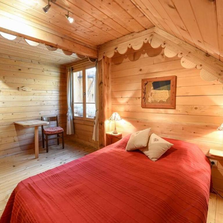 CHALET DE BASSEY - Maison 5 Chambres - 11