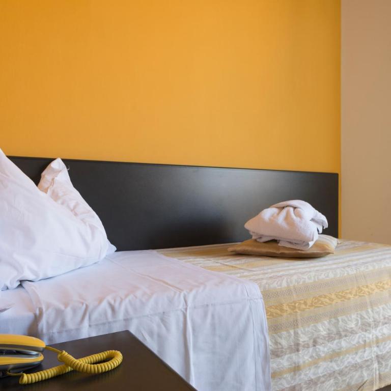 Hotel Airone - Camera Singola con Bagno Privato - 4