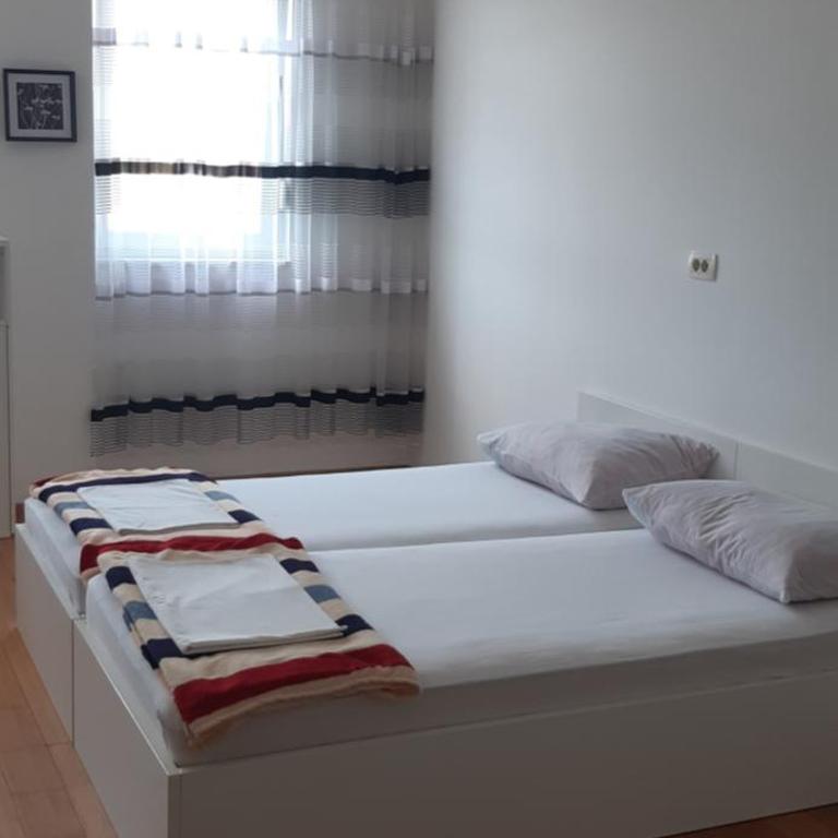 Apartman M - One-Bedroom Apartment - 4