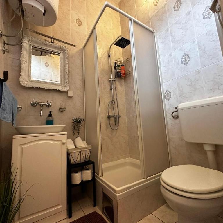 Pure of joy City Centre Apartment - One-Bedroom Apartment - 5