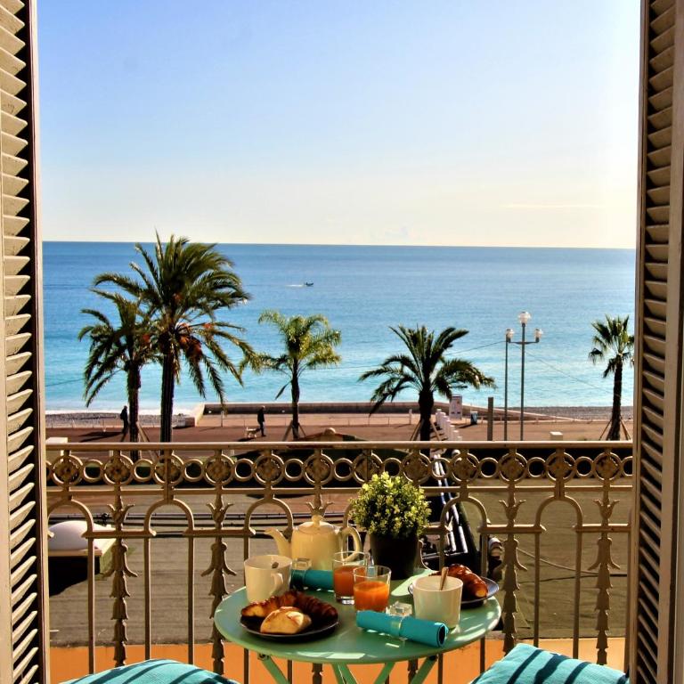 Le Palazzo 219 by Booking Guys - One-Bedroom Apartment - 29