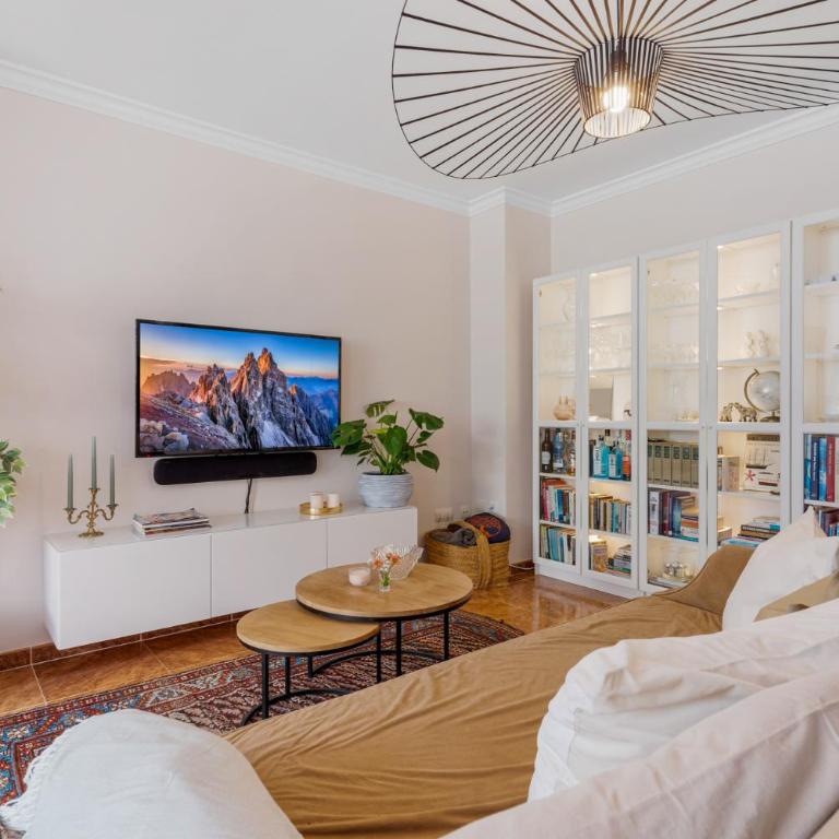 Beautiful duplex apartment in Fuengirola - Three-Bedroom Apartment - 10