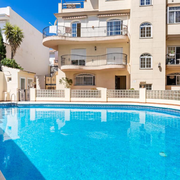 Beautiful duplex apartment in Fuengirola - Three-Bedroom Apartment - 22