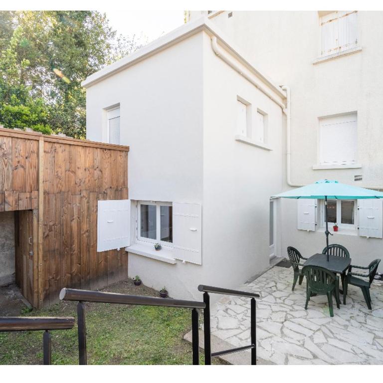 Appartement 200 m plage avec terrasse et jardin - Appartement 1 Chambre - 1