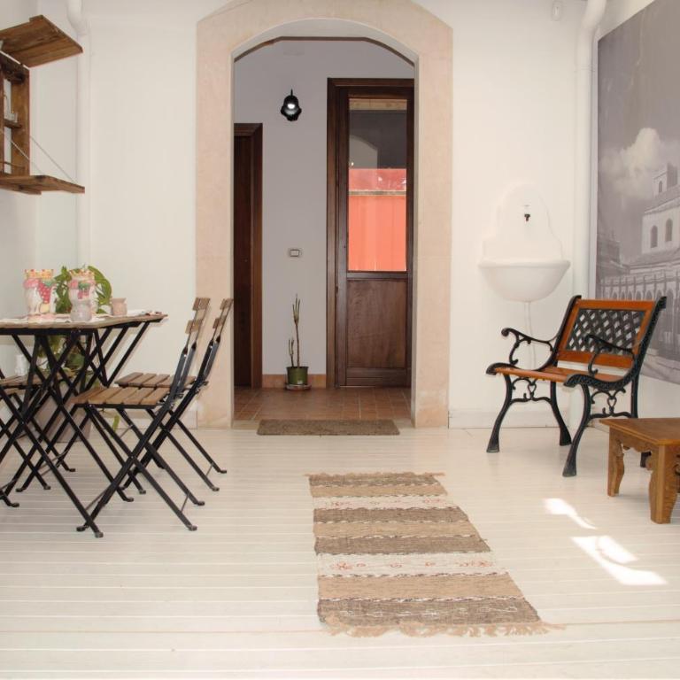 A VIUZZA SIRACUSA - Two-Bedroom House - 21
