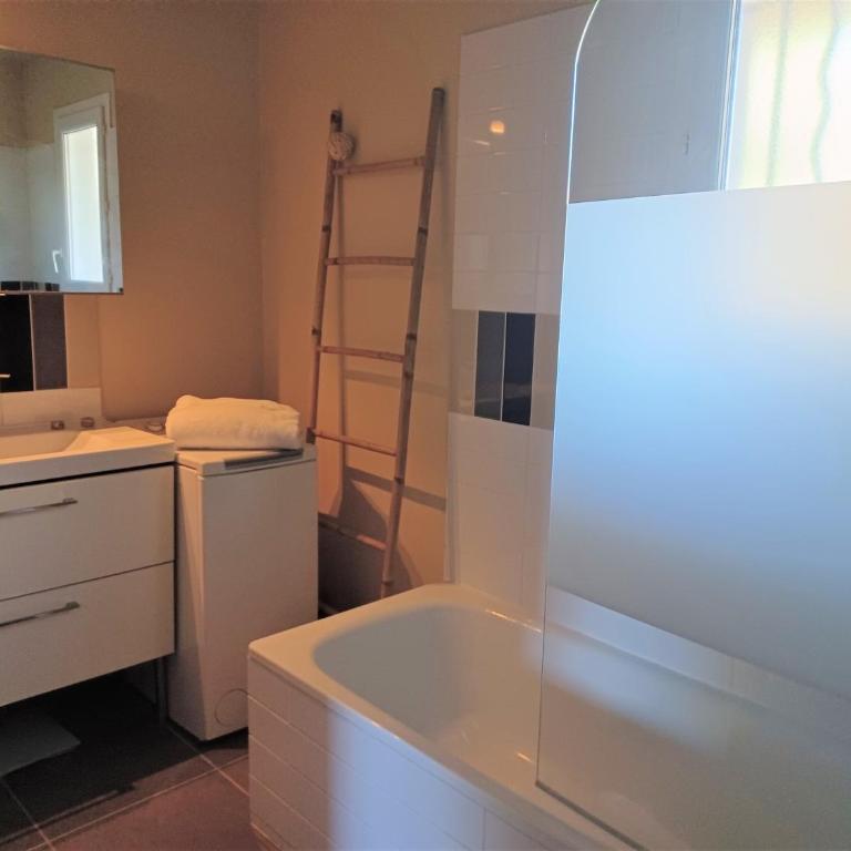 L'isle sur la sorgue, appartement 2 pièces jardin parking - Apartment mit 1 Schlafzimmer - 8